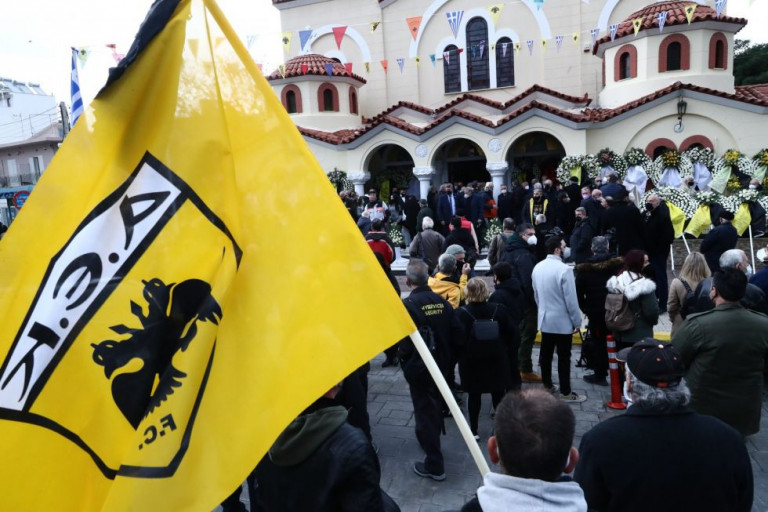 Η ΑΕΚ αποχαιρέτησε τον Σεραφείδη