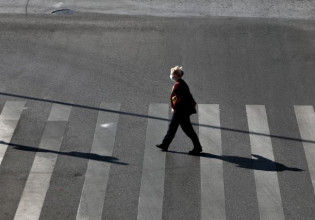 Κοροναϊός: Πότε θα ομαλοποιηθεί ο σκληρός δείκτης των θανάτων – Τι δείχνουν τα πρώτα στοιχεία από τις νοσηλείες με Όμικρον