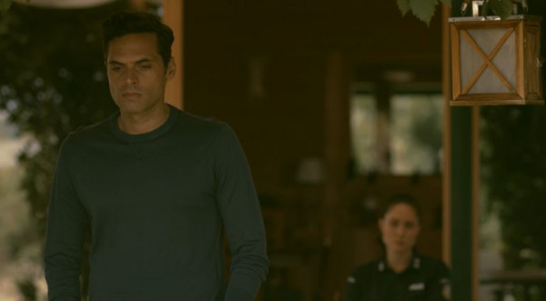 Σκοτεινή Θάλασσα: Η «κρυφή ζωή» της Άννας έρχεται στο φως και φέρνει ανατροπές