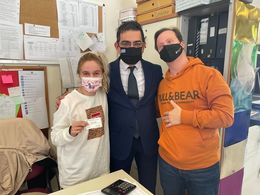 Στηρίζοντας τα Άτομα με Αναπηρία