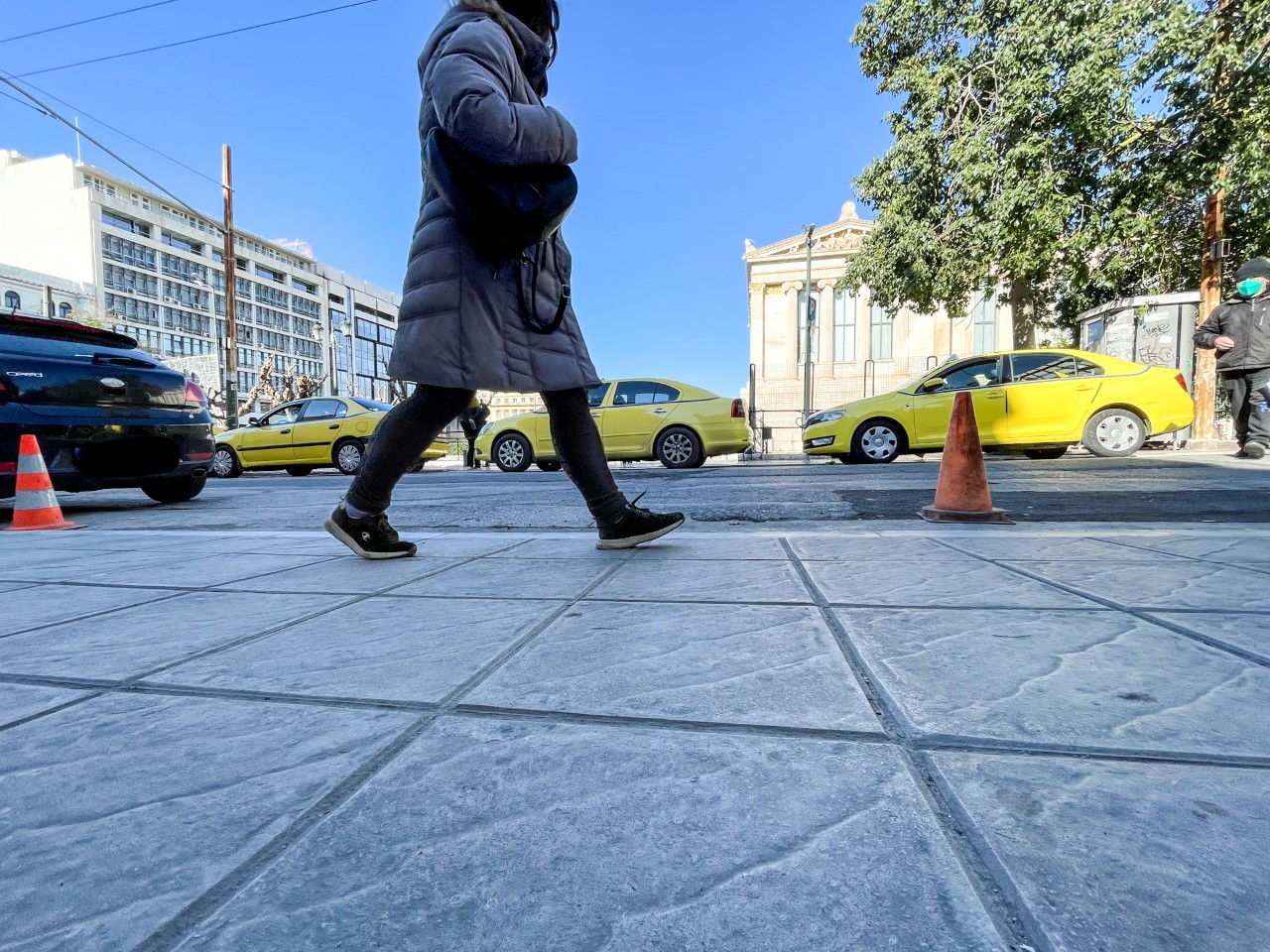 Δήμος Αθηναίων: Αυτά είναι τα νέα ενεργειακά πεζοδρόμια
