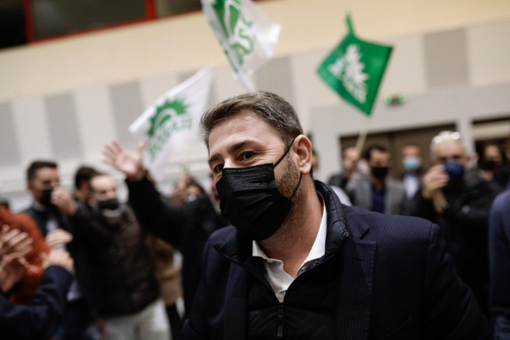 Νίκος Ανδρουλάκης – Κέρδισε το φλουρί της βασιλόπιτας