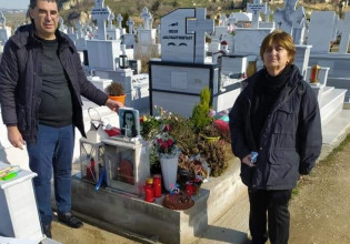 Ελένη Τοπαλούδη – «Ραγίζουν καρδιές» οι γονείς της – Της πήγαν τούρτα γενεθλίων στον τάφο της