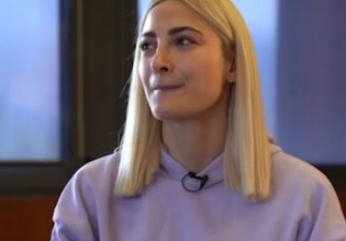 Λύγισε η Τούνη για τον πατέρα της: Αδιάφορος και αυταρχικός – Είχε 3 παιδιά με διαφορετικές γυναίκες και δεν αναγνώρισε κανένα