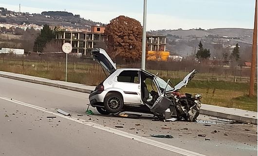 Κοζάνη – Τέσσερις τραυματίες σε δύο τροχαία – Σε σοβαρή κατάσταση 18χρονος