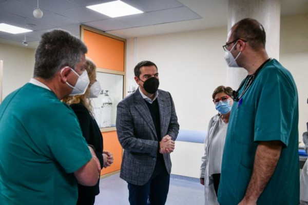 Αλέξης Τσίπρας – Μια άλλη κυβέρνηση τη φετινή χρονιά για να στηρίξει το ΕΣΥ, γιατρούς και νοσηλευτές