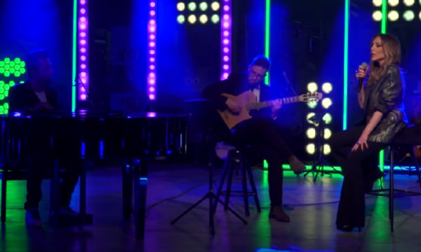 Γιώργος Θεοφάνους: Δάκρυσε ακούγοντας τη Δέσποινα Βανδή να τραγουδάει