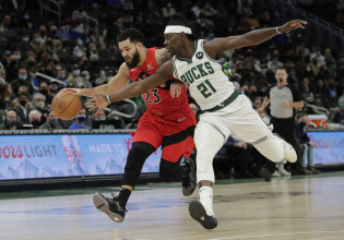 NBA – Απών ο Γιάννης και ήττα για τους Μπακς από τους Ράπτορς (111-117)