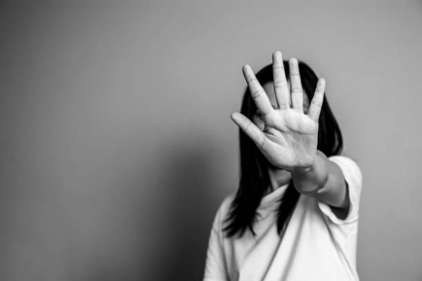 Βόλος – Ποινική δίωξη για ομαδικό βιασμό φοιτήτριας