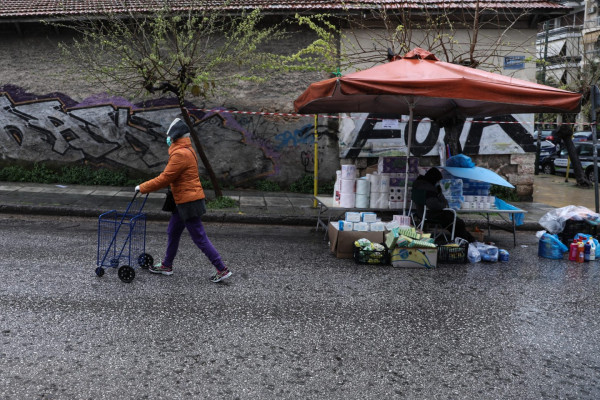 Ακρίβεια – Κύμα φτώχειας αφανίζει τα εισοδήματα – Στα ύψη οι τιμές