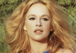 Άννα Φόνσου: «Η Αλίκη Βουγιουκλάκη ήταν δέσμια των θαυμαστών της»