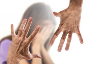 Αργυρούπολη – Σε κρίσιμη κατάσταση η 40χρονη – Είχε κακοποιήσει και την πρώην σύζυγό του