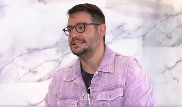 Παύλος Χάππιλος – «Είμαι ένας μη απειλητικός γκέι»