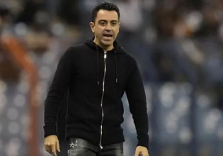 Μπαρτσελόνα – «Ρίχνει» άκυρο σε όλες τις προτάσεις για Ντε Γιόνγκ ο Τσάβι