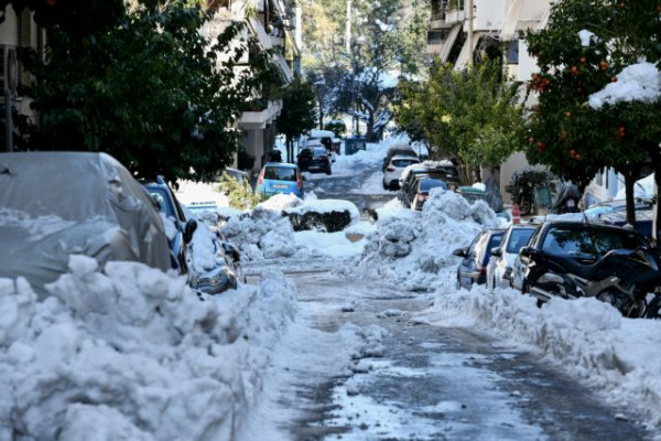Κακοκαιρία «Ελπίδα»: 2.354 κλήσεις δέχτηκε η Πυροσβεστική στην Αττική από τη Δευτέρα έως σήμερα -1054 μεταφορές ατόμων σε ασφαλές σημείο