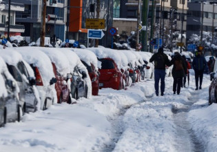 Κακοκαιρία «Ελπίδα» – Ηλιόπουλος: Στους χιλιάδες εγκλωβισμένους στους δρόμους της Αθήνας ποιος θα δώσει αποζημιώσεις;