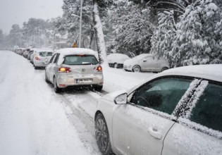 Κακοκαιρία «Ελπίδα»: Ανάλογα με την εξέλιξη του φαινομένου οι αποφάσεις της κυβέρνησης λέει ο Οικονόμου