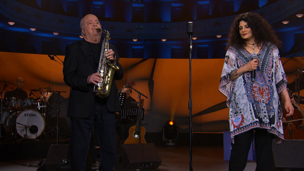 Η Τάνια Τρύπη μας ταξιδεύει με το «Η Αθήνα και συ»