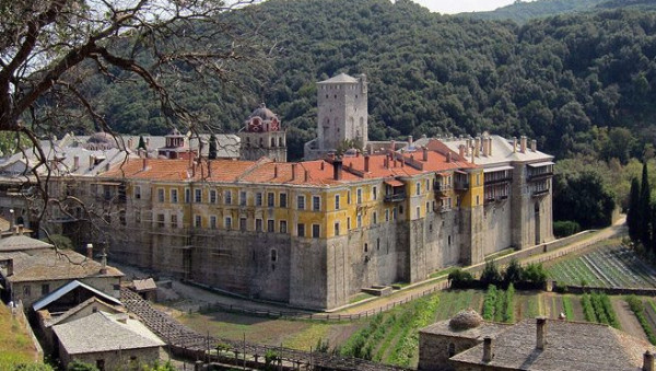 Άγιο Όρος – Στην ιερά μονή Ιβήρων η σπάνια βυζαντινή πανοπλία