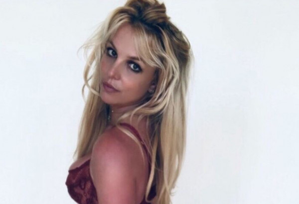 Μπρίτνεϊ Σπίαρς – Ολόγυμνη και πάλι στο Instagram γιορτάζει την ελευθερία της