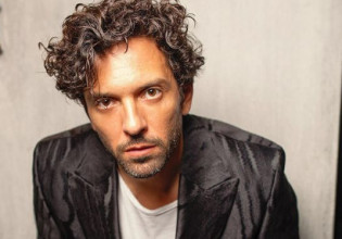 Δημήτρης Μοθωναίος: «Είμαι ερωτευμένος και μάλιστα πολύ»