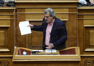 Επίθεση Πολάκη σε δικαστές και δημοσιογράφους – Novartis και τηλεοπτικές άδειες στην ατζέντα του θερμόαιμου βουλευτή