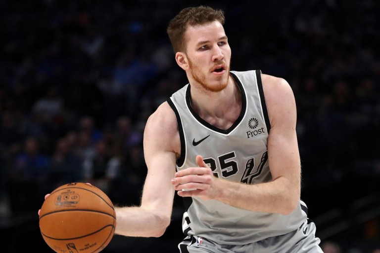 ΝΒΑ: Η «προσευχή» του Πελτλ βρίσκει στόχο στην κορυφή του Top 10