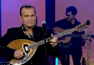 Σπίτι με το MEGA: Ο Χρήστος Παπαδόπουλος σε μεγάλες επιτυχίες των «Παιδιών απ’ την Πάτρα»