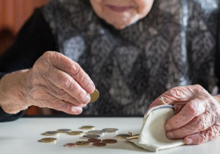 Ίλιον: Σταματά η δίωξη της ηλικιωμένης που έκλεψε σε σούπερ μάρκετ με παρέμβαση Γεωργιάδη