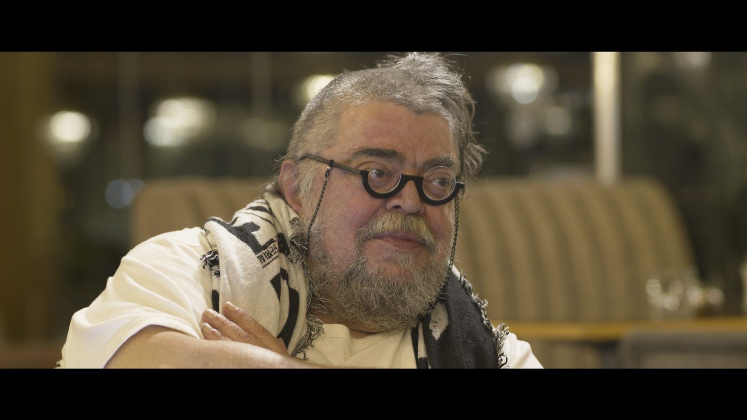 Σταμάτης Κραουνάκης: «Έχω ξενυχτήσει έξω από σπίτι για έρωτα»