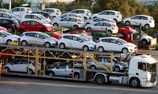 ΕΕ: Πρόστιμο στην Ελλάδα για το «πράσινο χαράτσι» στα μεταχειρισμένα αυτοκίνητα – Αντιδράσεις κομμάτων και εμπόρων