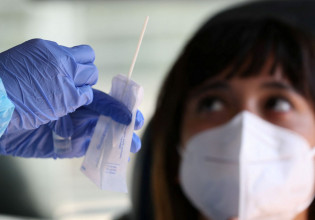 Κοροναϊός: Το τελευταίο κύμα μόλυνε το ένα τρίτο των ενήλικων Δανών