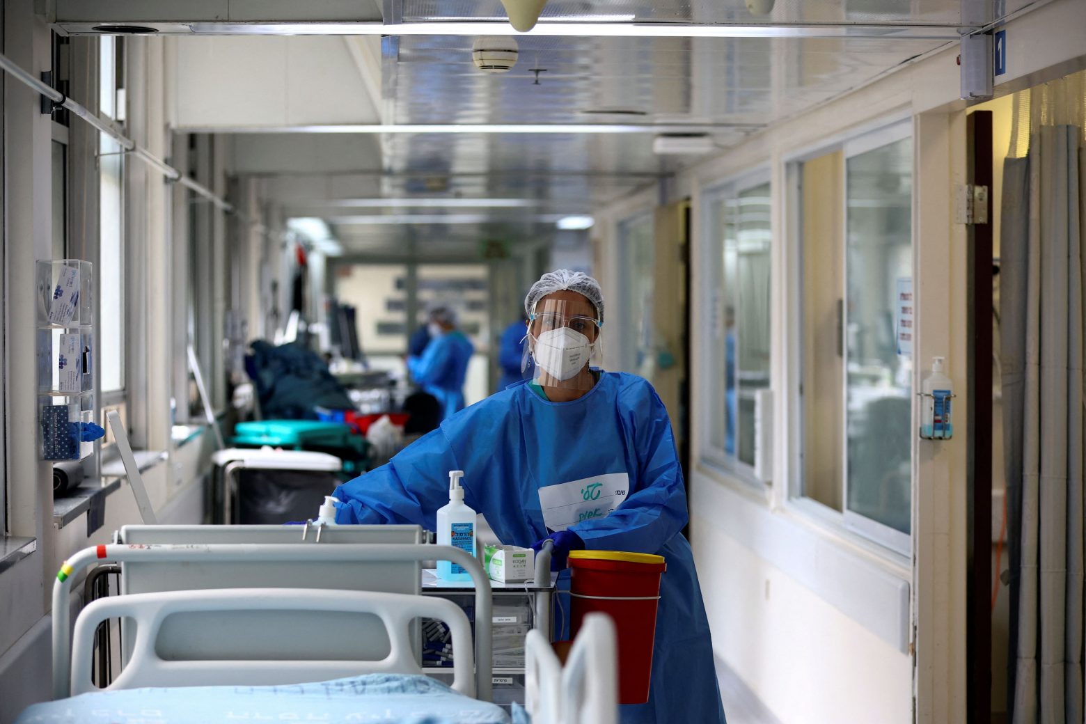 Κοροναϊός: Ασφαλές κρίθηκε το πρώτο πείραμα εσκεμμένης μόλυνσης