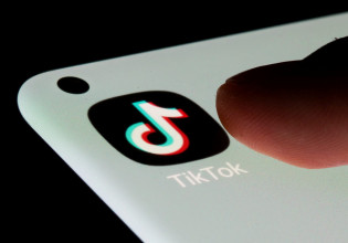 TikTok: Μπλόκο σε βίντεο που ωραιοποιούν τη νευρική ανορεξία
