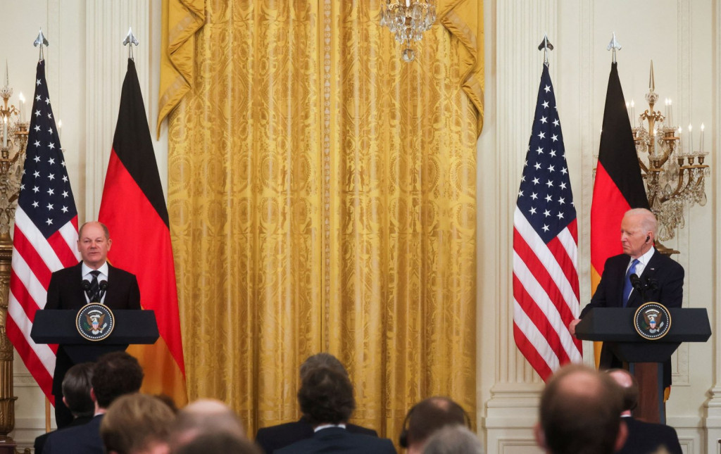 Τζο Μπάιντεν: Καλεί τους Αμερικανούς να εγκαταλείψουν την Ουκρανία