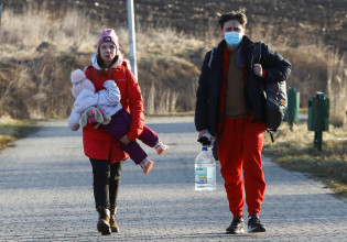 Πόλεμος στην Ουκρανία: Εκκένωση των Ελλήνων της Μαριούπολης μέσω Ρουμανίας
