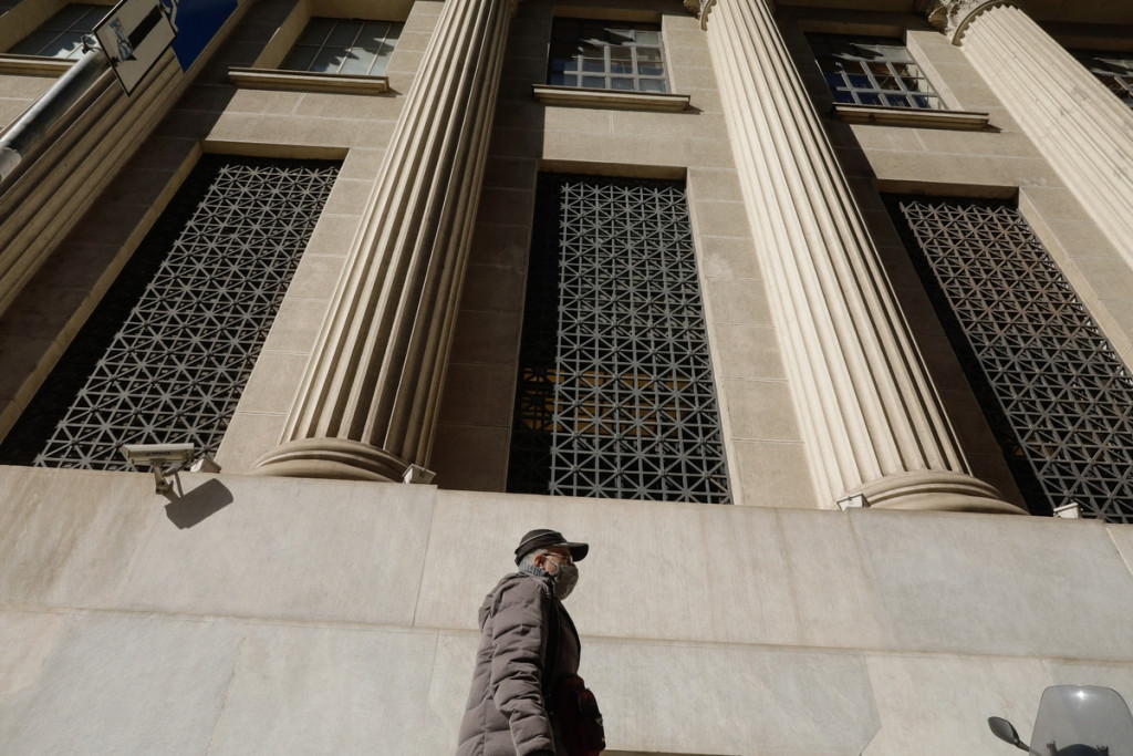 Η Ουκρανία βάζει «φωτιά» στην οικονομία