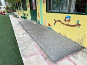 Κατασκευάζουν ράμπες ΑΜεΑ σε σχολεία της Πετρούπολης