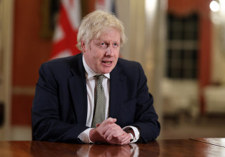 Ουκρανία: «Μαζικές κυρώσεις» κατά της Ρωσίας προαναγγέλλει ο Τζόνσον – «Η βάρβαρη επιχείρηση του Πούτιν θα αποτύχει»