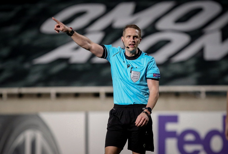 Αγγλική σφυρίχτρα στο Μίντιλαντ – ΠΑΟΚ