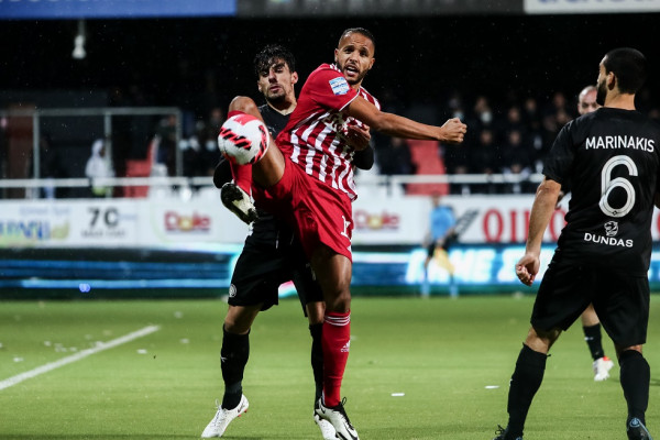 Super League: Θέλει να επιστρέψει στις νίκες ο Ολυμπιακός, για τρίποντο εξάδας ο ΟΦΗ