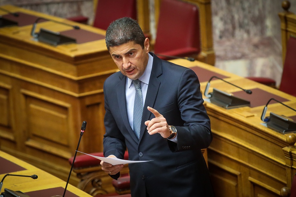 Αυγενάκης: «Καμία ανοχή, καμία πράξη βίας ατιμώρητη»