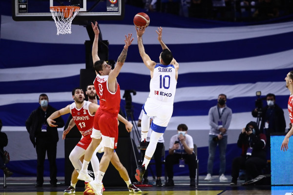 LIVE: Τουρκία – Ελλάδα 67-76 (τελικό)