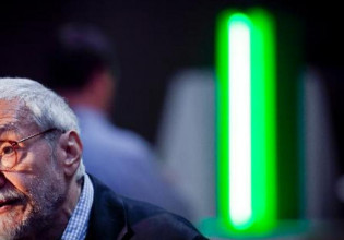 Ο οργανισμός Greece in USA τιμά το έργο του Στήβεν Αντωνάκος στη Νέα Υόρκη στην έκθεση «Form, Color, Space»