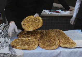 Τουρκία: Κόβουν και το ψωμί οι Τούρκοι λόγω ακρίβειας