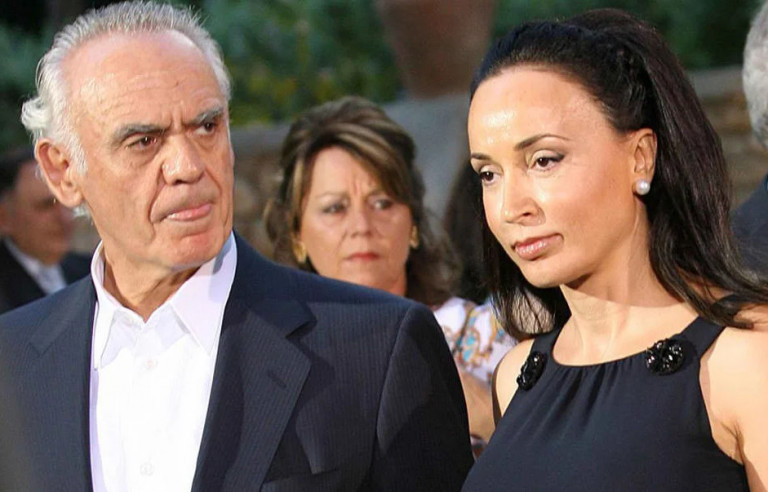 Άκης Τσοχατζόπουλος: «Ο Άκης σήκωσε πολύ μεγαλύτερο σταυρό από αυτόν που του αναλογούσε» – Τι λέει η Βίκυ Σταμάτη