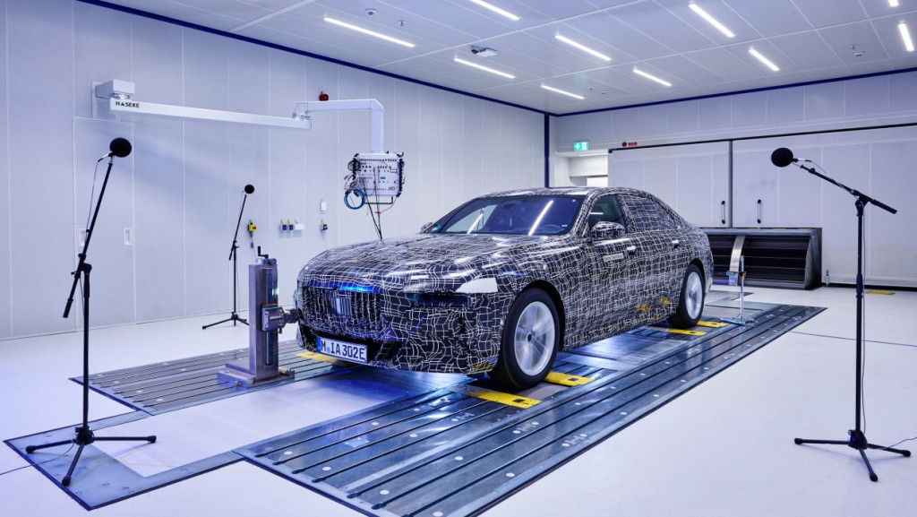 BMW i7 M50: Στην τελική ευθεία