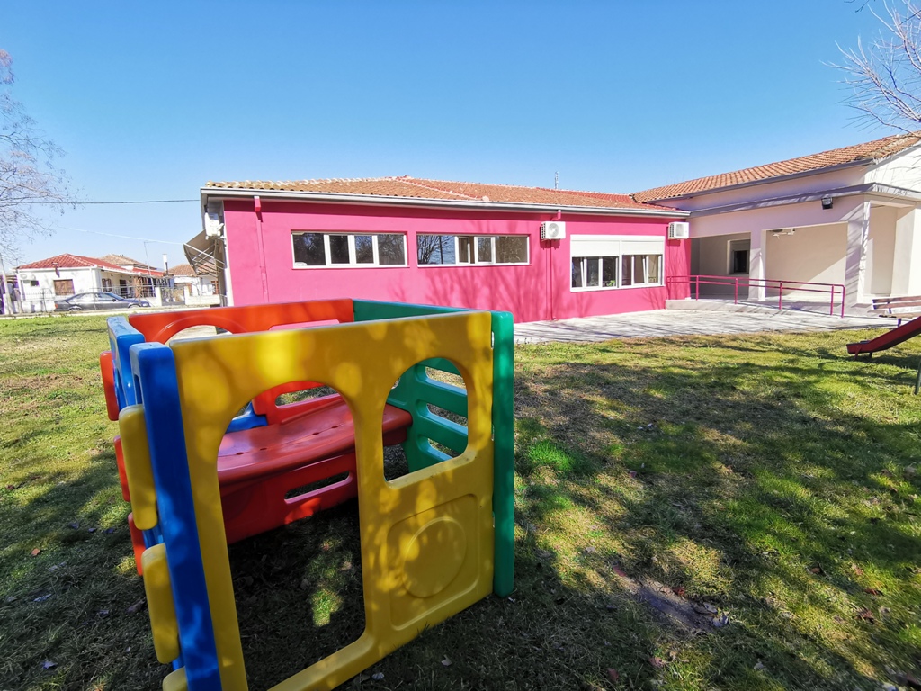 Τρίκαλα: Πρότυποι βρεφονηπιακοί σταθμοί