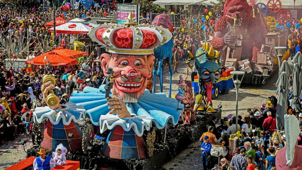Committee on COVID-19 to recommend ban on carnival parades, reject easing of restrictions