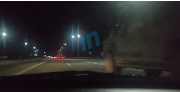 Αποκλειστικό βίντεο του in στην Ουκρανία: Κομβόι στρατιωτικών οχημάτων κατευθύνεται προς τα ανατολικά σύνορα